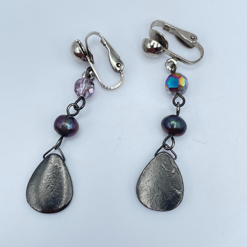 Vintage 90s Silver-Tone Iridescent Glass Freshwater Pearls Clip-On Drop Earrings